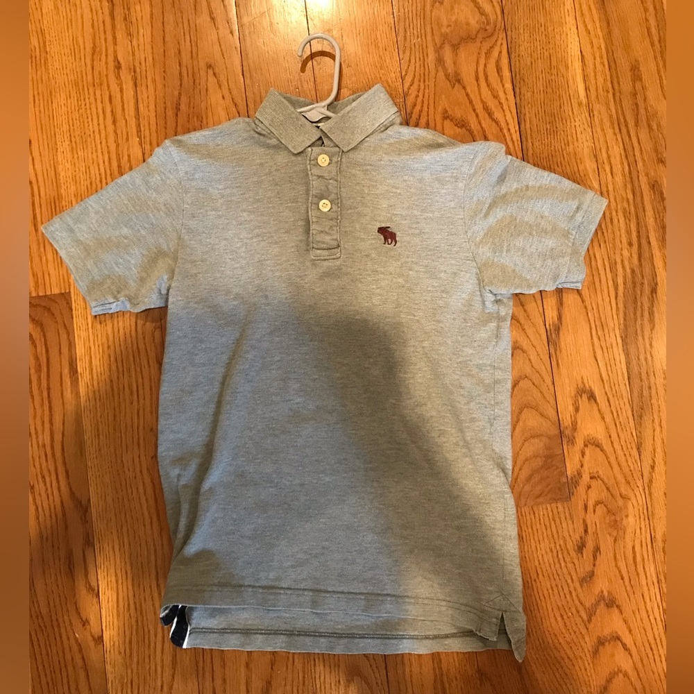 Abercrombie and Fitch collared t-shirt